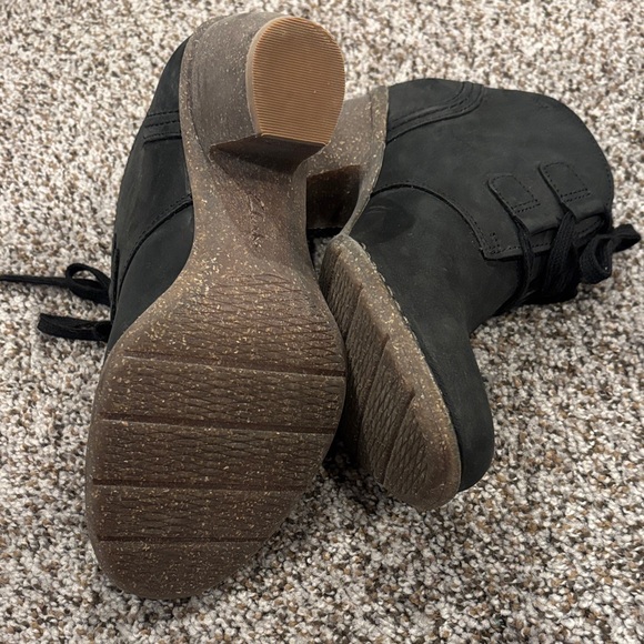 Unstructured by Clark’s - Picture 3 of 5